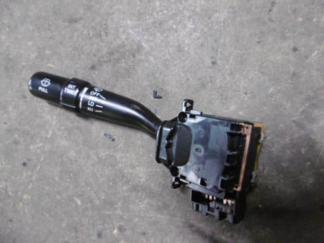 Combination Switch TOYOTA Mark II 2001 TA-GX110 843102A830