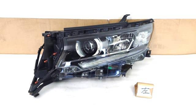 Left Headlight TOYOTA Landcruiser prado 2019 CBA-TRJ150W