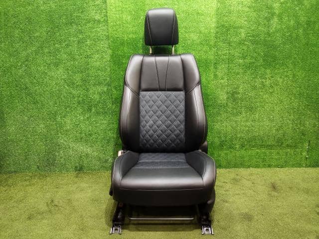Assistant Driver's Seat TOYOTA Harrier 2018 DAA-AVU65W