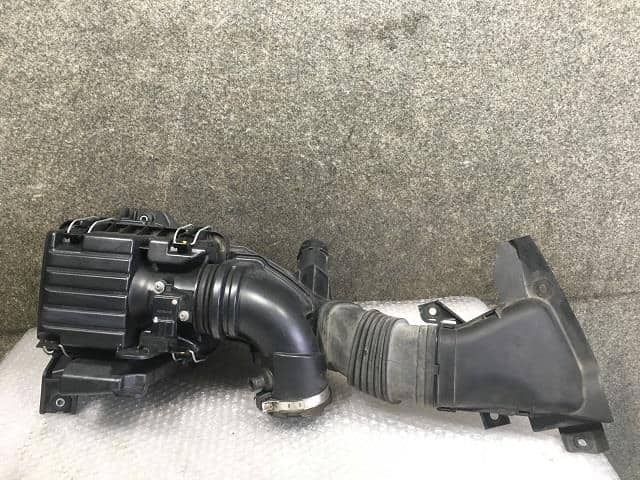 Air Cleaner Assembly HONDA Fit 2013 DAA-GP5 172015P6008