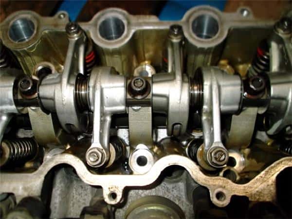 Cylinder Head HONDA Fit 2001 LA-GD2